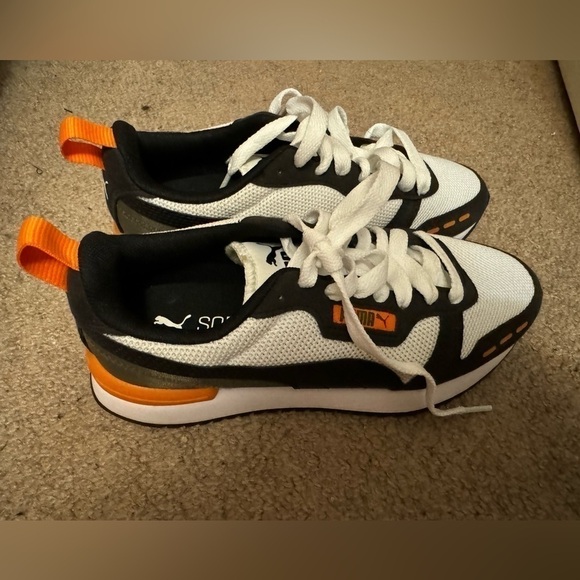 PUMA white black and orange sneakers size 5 - Picture 5 of 12